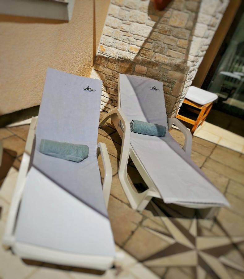 Luxury Apartment Alba With Pool 칸파나르 외부 사진