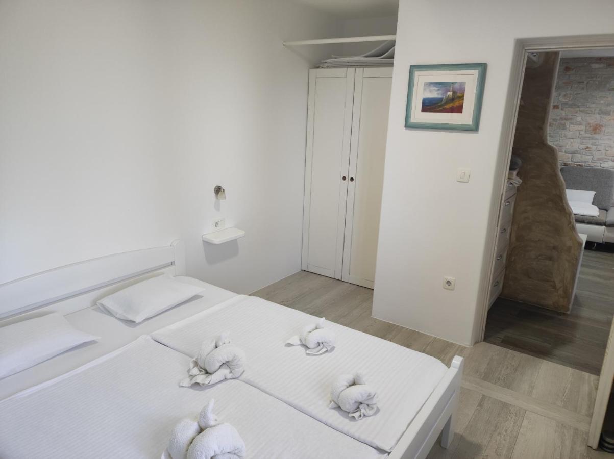 Luxury Apartment Alba With Pool 칸파나르 외부 사진